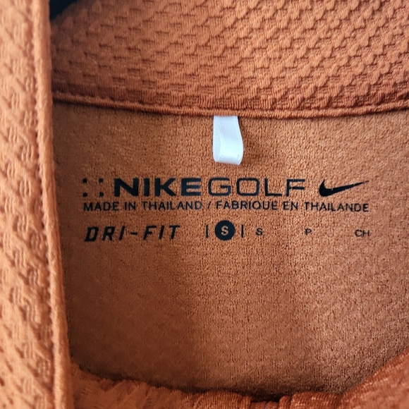 Nike dri fit top - Picture 2 of 2